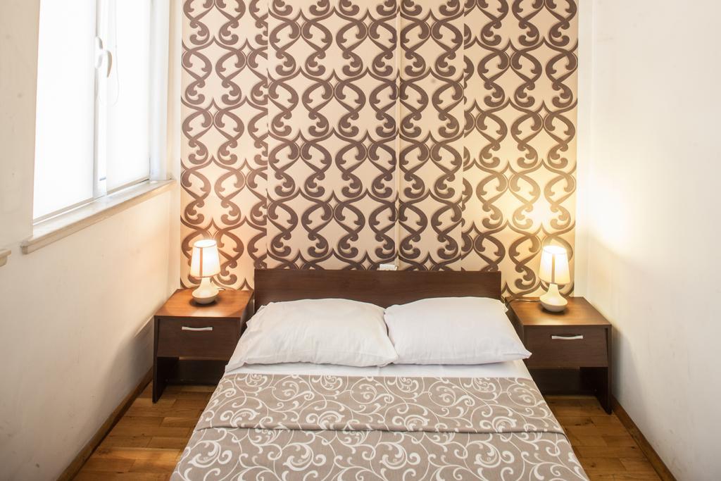 Sofia Central Guest Rooms ห้อง รูปภาพ