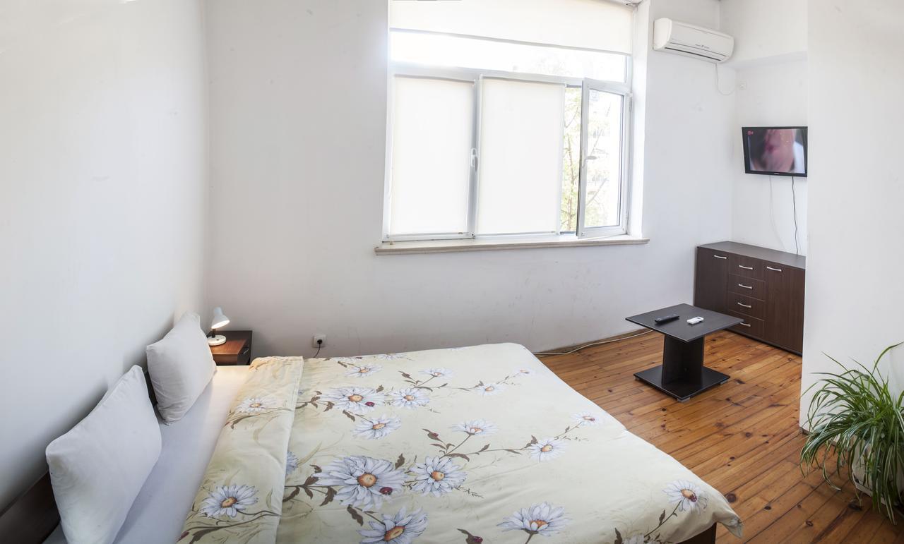 Sofia Central Guest Rooms ภายนอก รูปภาพ